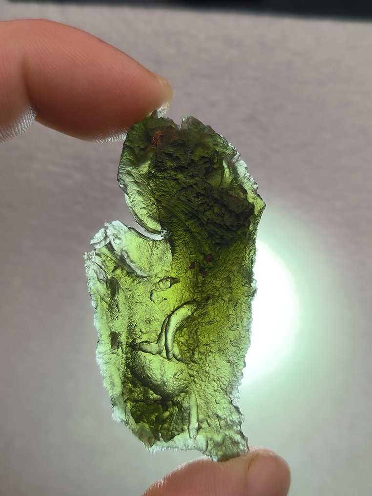 Moldavite de Krasejovka, Sul da Boêmia - Altura: 60 mm - Largura: 30 mm - 16.1 g #1.0