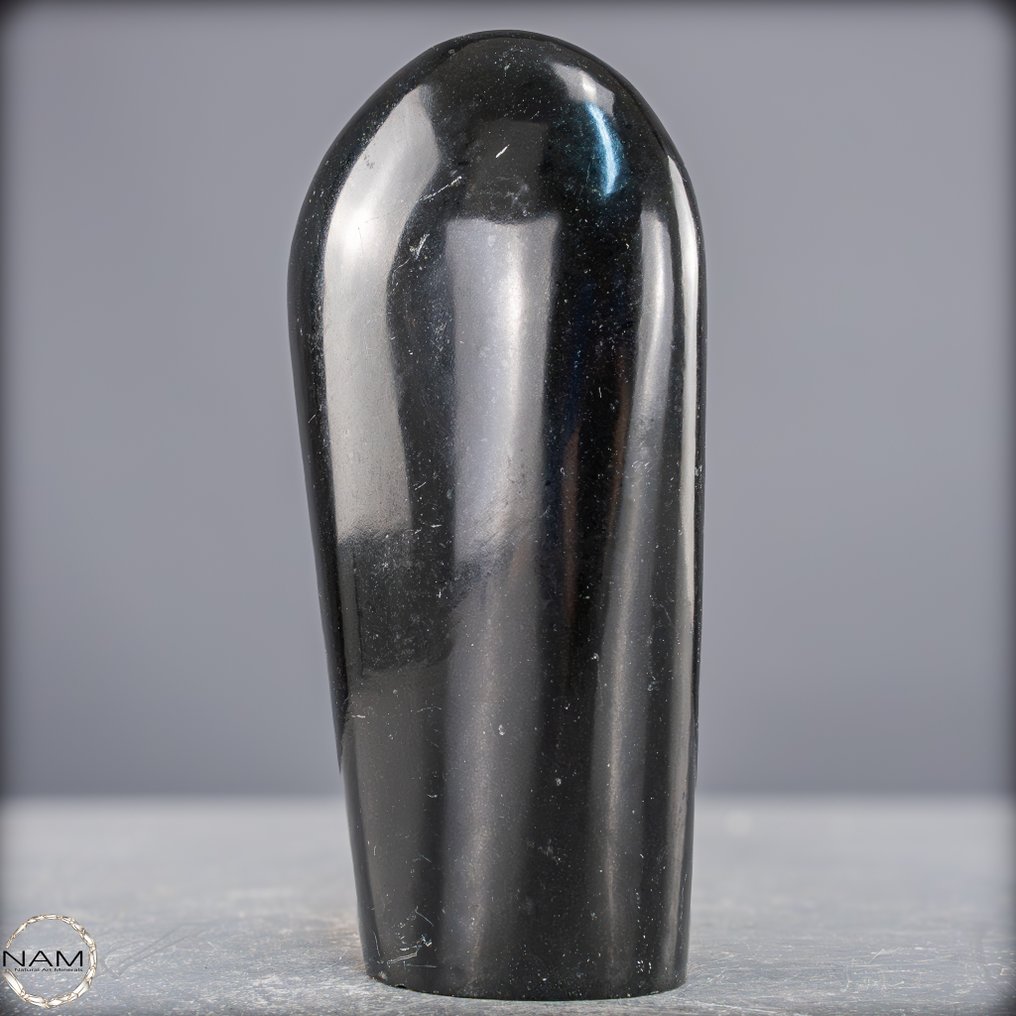 黑色碧玺自由形态——纯粹之中的优雅 自由形式- 887.24 g #3.2