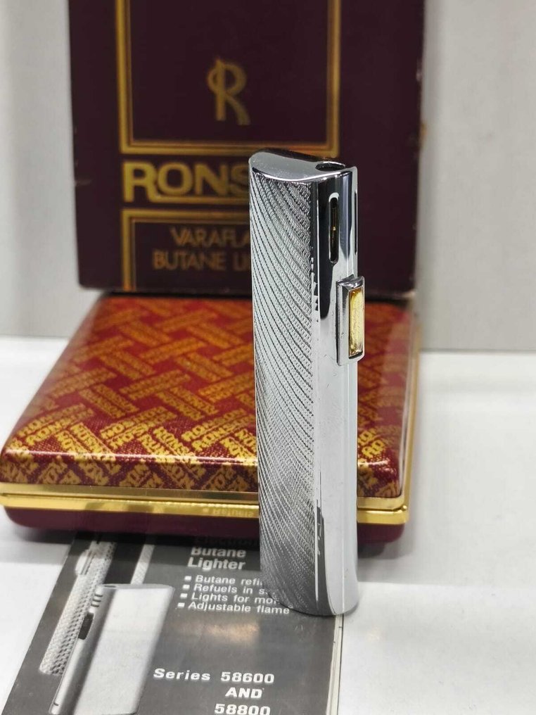 Ronson - Varaflame - 沒有保留價 - 袖珍打火機 - 鋼（不銹鋼） #1.0