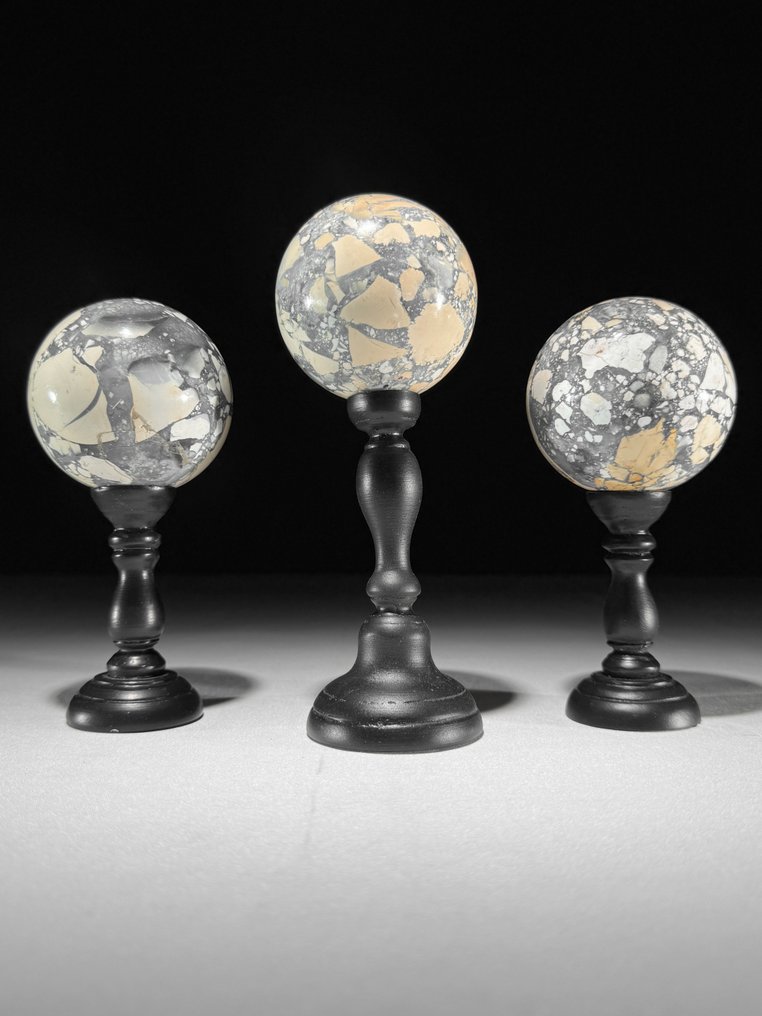 Ingen minstepris - Fantastisk sett med 3 gule Maligano Jasper. Spheres- 1800 g - (3) #1.0