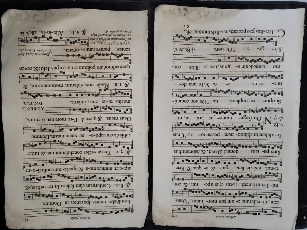 Divers 4 - 2 feuillets recto-verso Antiphonaire de Sens - 1758 #3.2