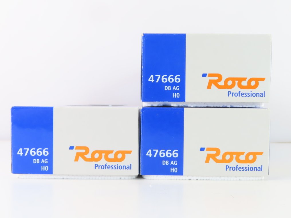 Roco H0 - 47666 - 模型貨運火車 (3) - 3个2层滑动墙车，印有“Coral”。 - DB #4.3