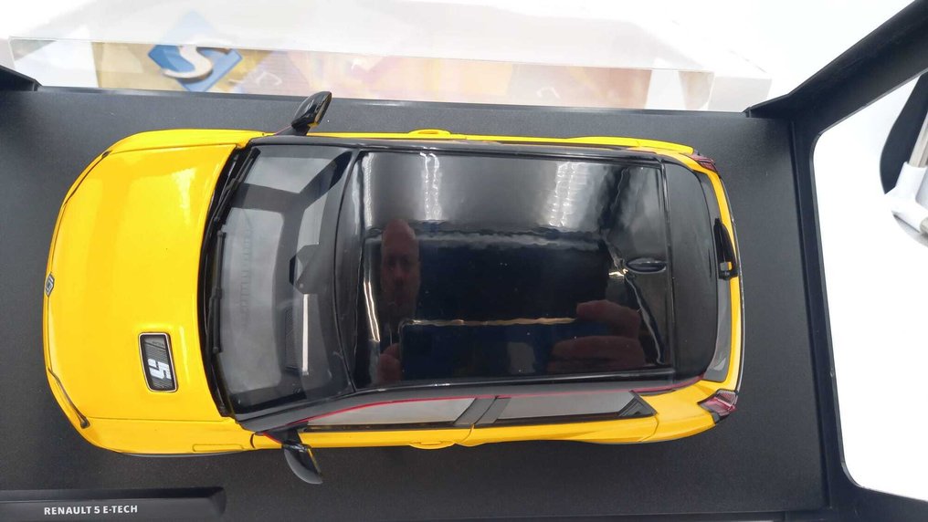 Solido 1:18 - Model samochodu - Renault 5 E-Tech Jaune Pop 2024 - (kod.22) #2.1