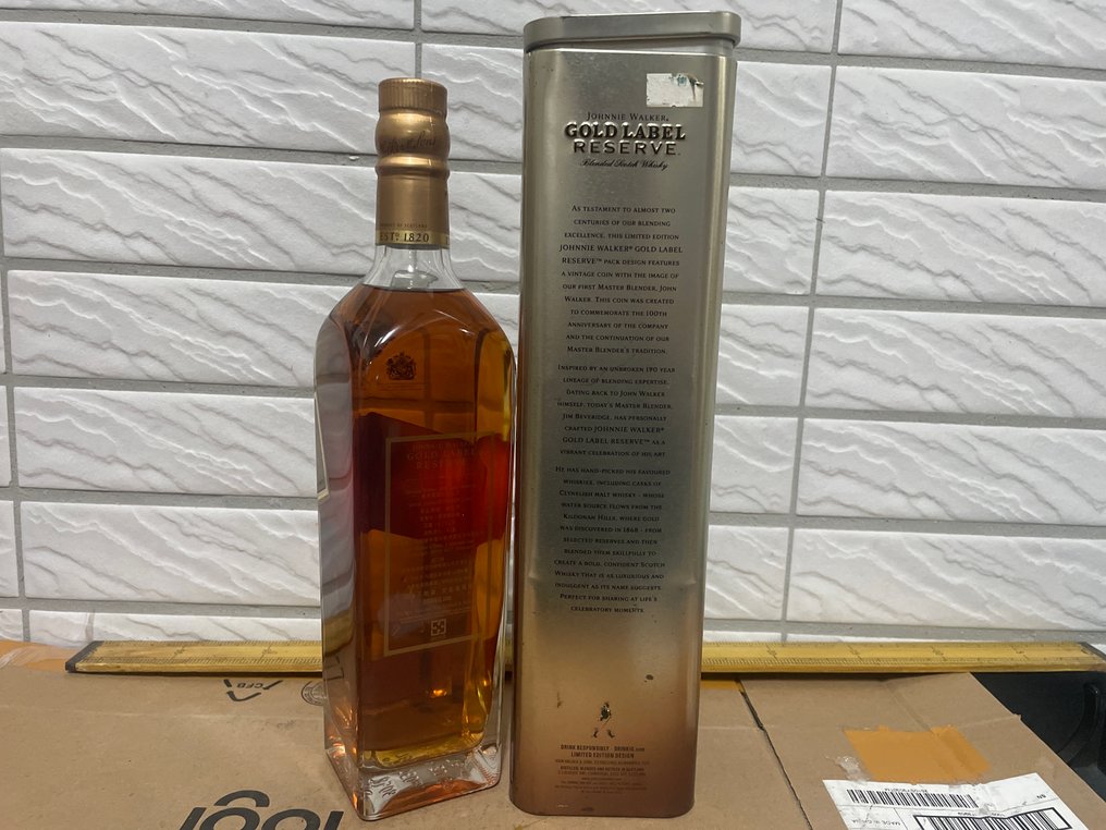 Johnnie Walker Gold Label Reserve - tin box  - 750ml #3.2
