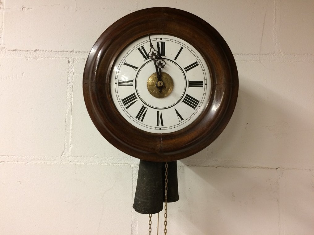 Schwarzwaldin seinäkello -   Puu, Messinki - 1900-1910 #3.2