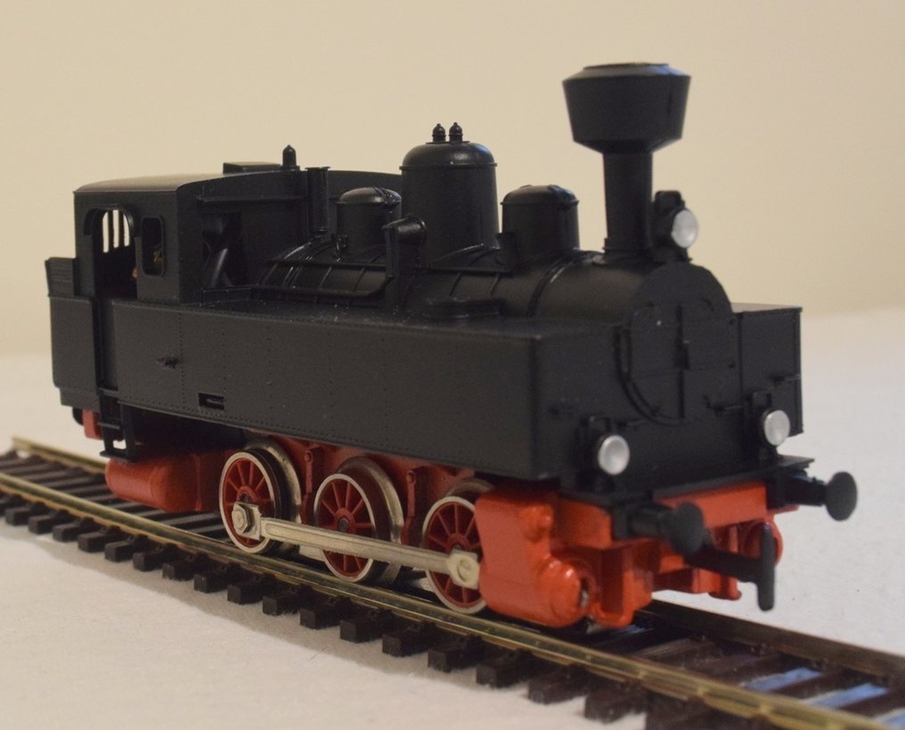 Märklin H0 - 模型客運火車套裝 (3) - 蒸汽机车配备两节经典的旅客车厢 - KLVM #3.2