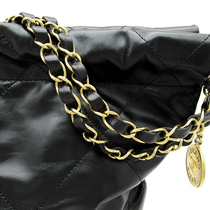 Chanel - Chanel 22 small handbag - 包 #1.0