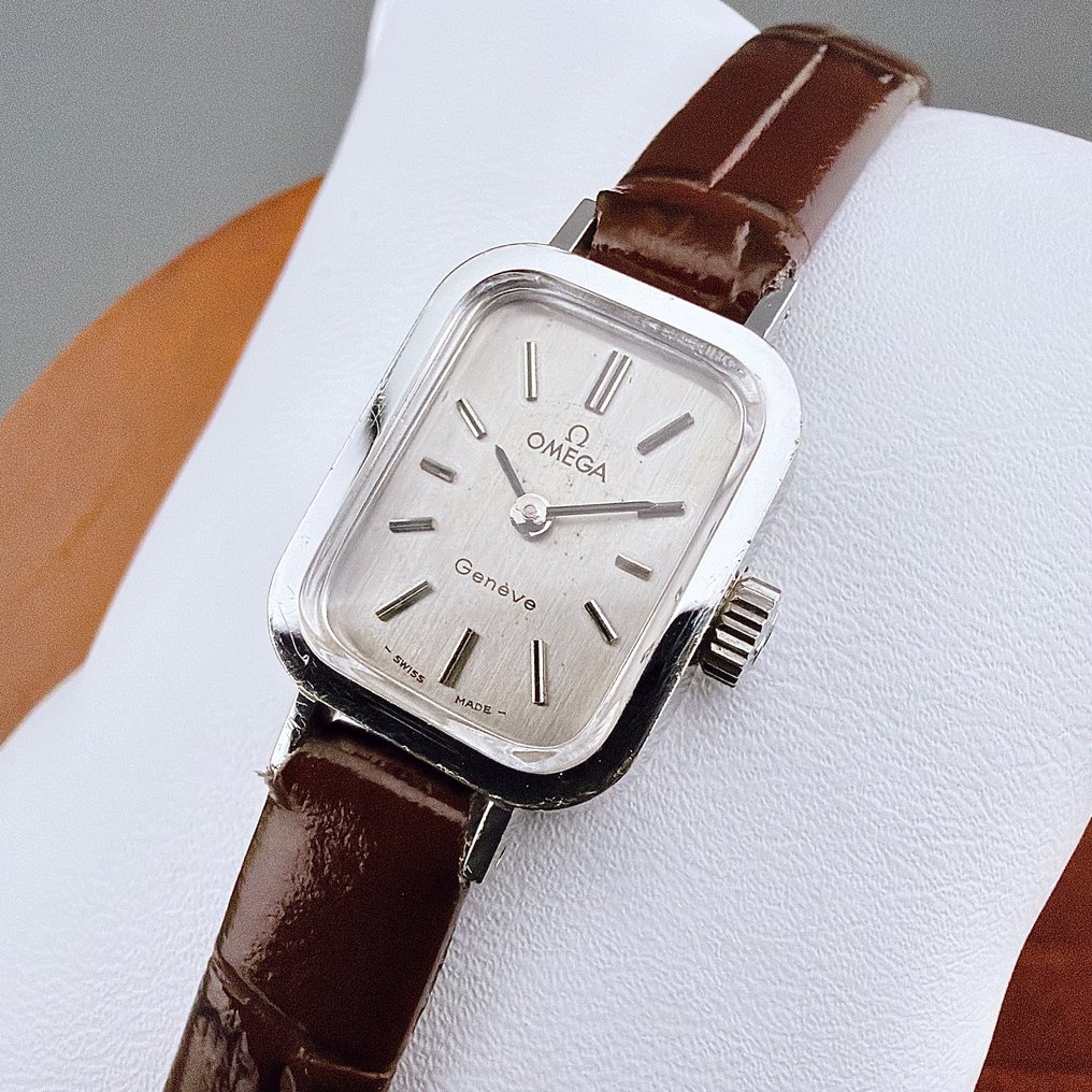 Omega - Genève - Nincs minimálár - Női - 1970-1979  #1.0