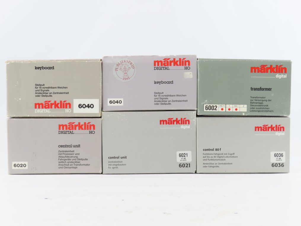 Märklin H0 - 6002/6020/6021/6036/6040 - Ψηφιακή μονάδα ελέγχου (6) - Ολοκληρωμένο ψηφιακό σύστημα ελέγχου 6 τεμαχίων με μονάδα ελέγχου, πληκτρολόγιο και μετασχηματιστή. #2.1