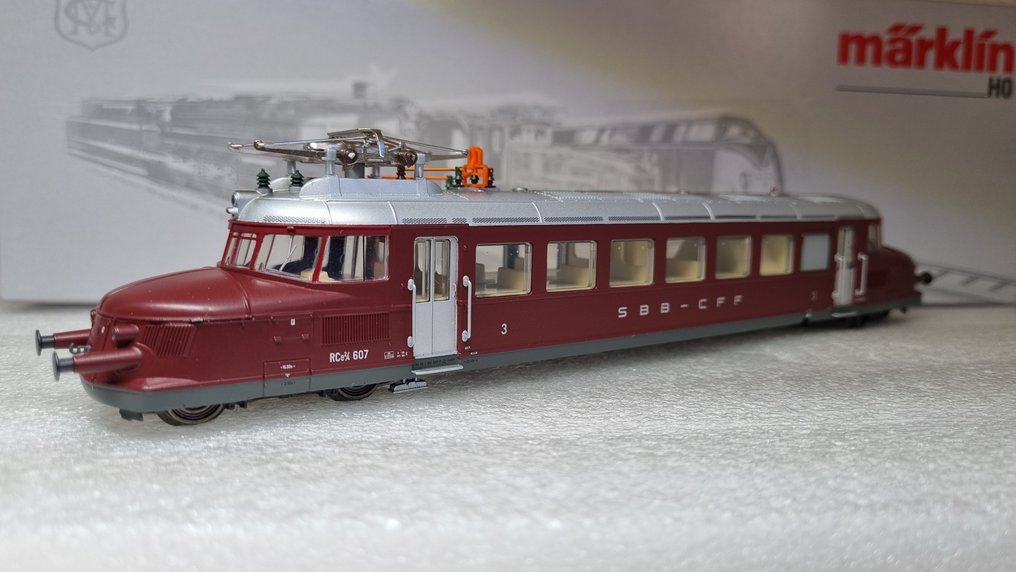 Märklin H0 - 38860 - Elektrisk lokomotiv (1) - Rce 2/4 "Roter pil" - SBB CFF FFS / Oensingen-Balsthal-Bahn AG (OeBB) #1.0
