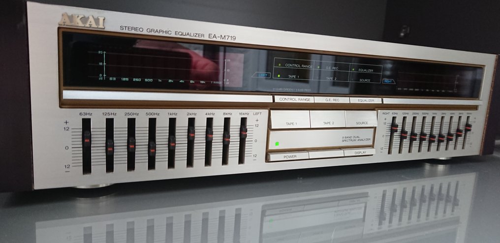 Akai - EA-M719 - 2x9 Band - Dual Spectrum Analyser Stereo graphic equalizer #3.2