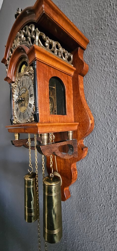 Zegar ścienny - Inspirowany antykiem - wortelnoot fineer - 1960-1970 - Sallander klok #2.1