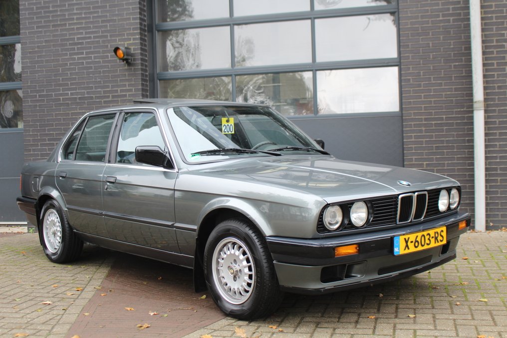 BMW - 320i - 1988 #1.0