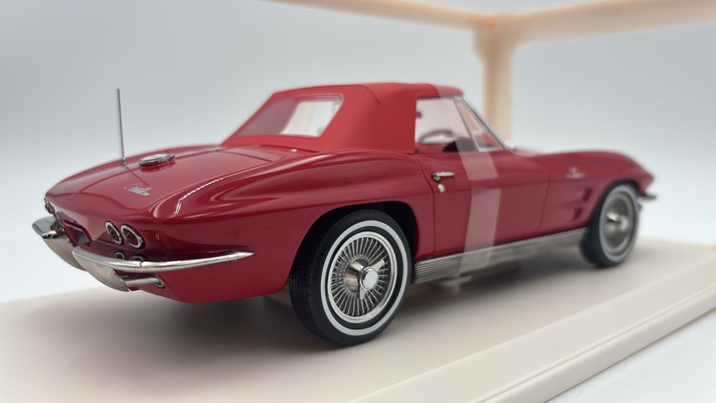 Norev 1:18 - Modelauto - Chevrolet Corvette Sting Ray Convertible 1963 - (cod.23) #2.1