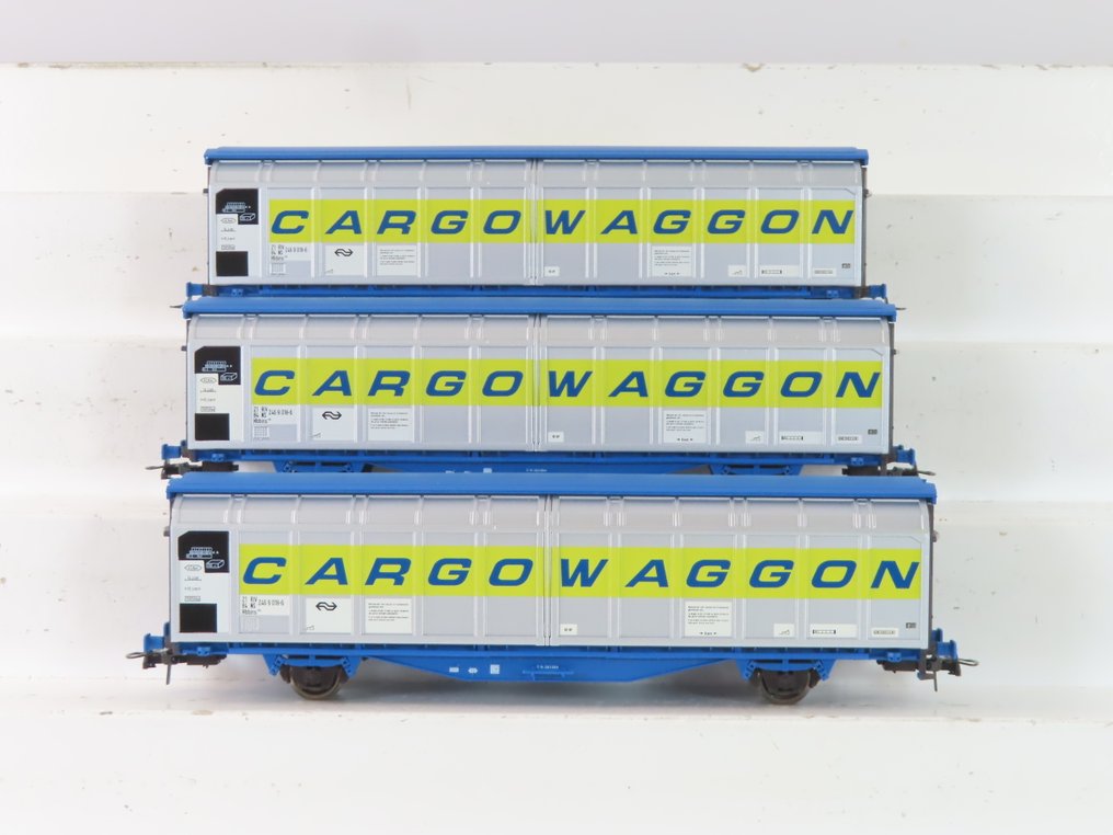 Roco H0 - 46934 - 模型貨運火車 (3) - 3个2槽滑动墙车，标有“Cargo Waggon” - NS #1.0