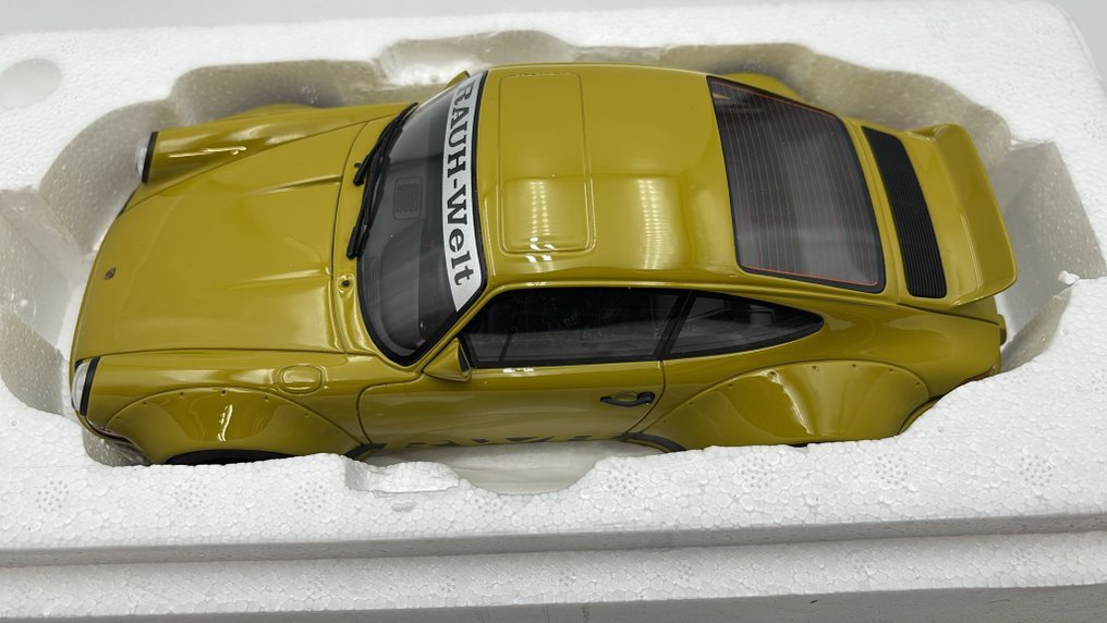 GT Spirit 1:18 - Modelbil - Porsche RWB Classic Kaki - (cod.27) #2.1