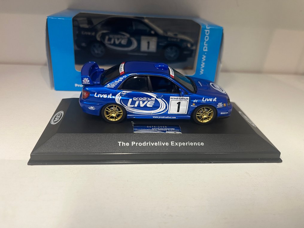 IXO 1:43 - Modelauto - Subaru Impreza the prodrivelive experience - 0678/2500 stuks mase #1.0