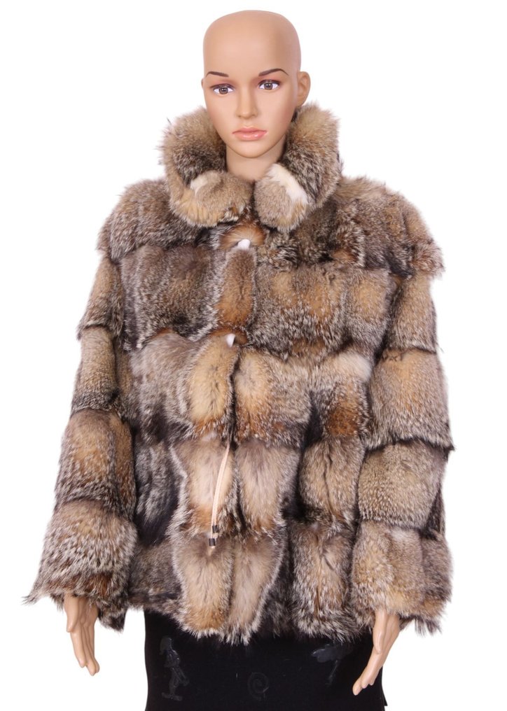 Artisan Furrier - Γούνινο παλτό #1.0