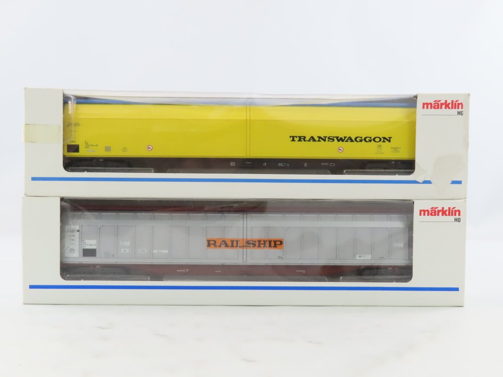Märklin H0 - 48033/48034 - Τρένο μοντελισμού μεταφοράς εμπορευμάτων (2) - 2x μεγάλα φορτηγά με συρόμενη πόρτα 'Railship' και 'Transwaggon'. - DB #1.0