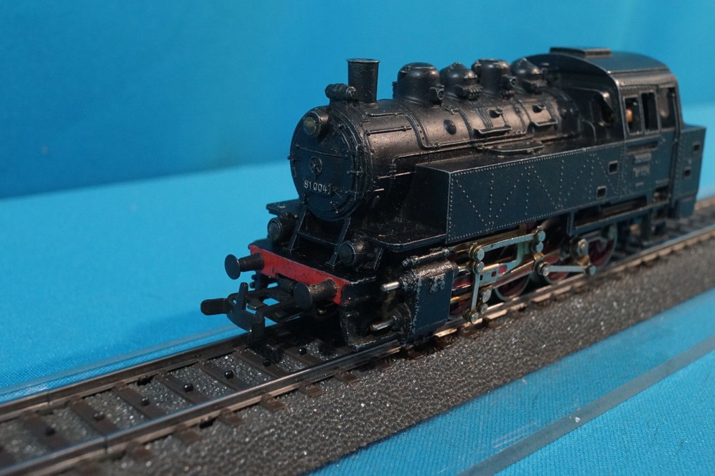 Märklin H0 - 3031 - Damplokomotiv med tender (1) - BR81 - DB #4.3