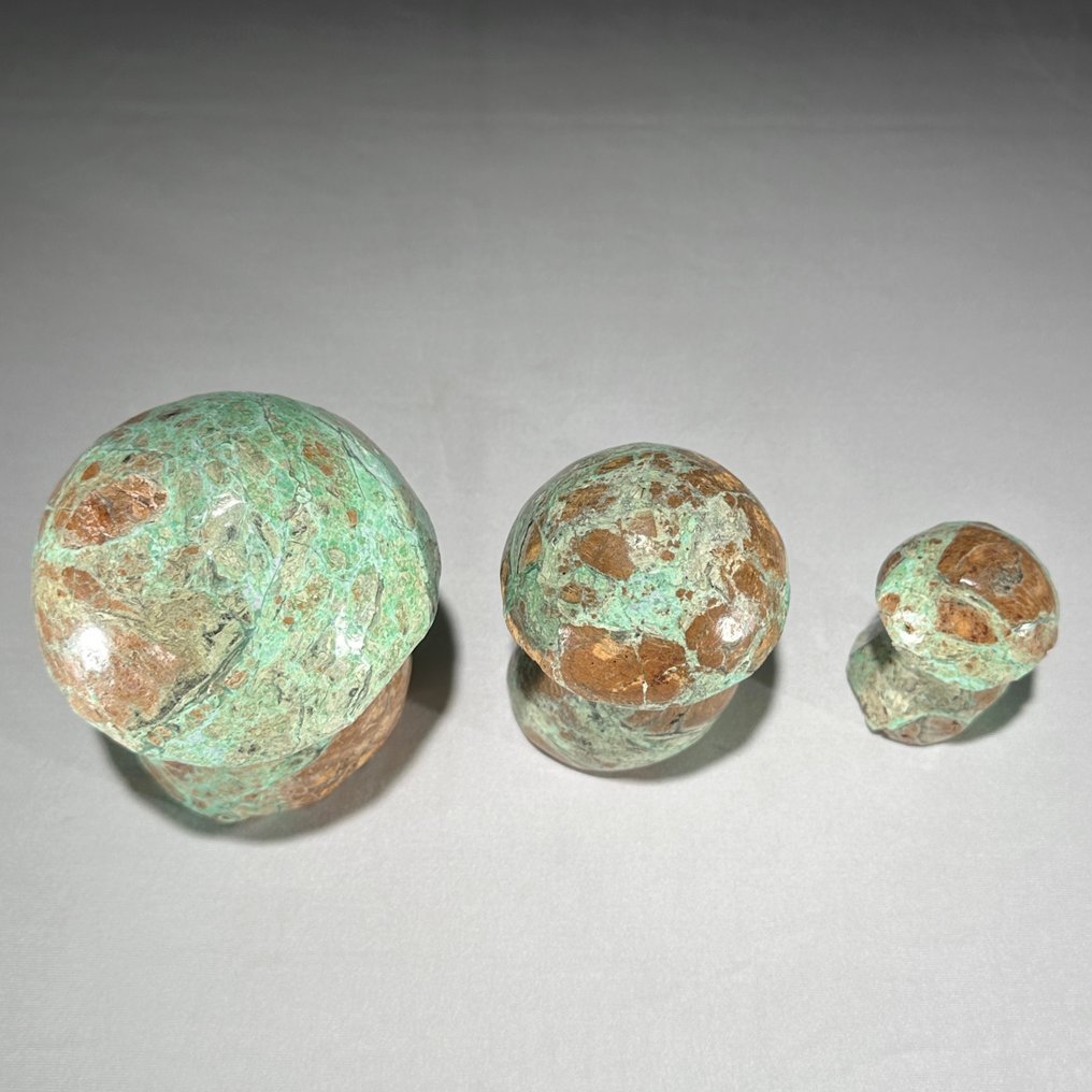 无底价 - 精彩的绿色Smithsonite三件套 蘑菇- 1100 g - (3) #3.2