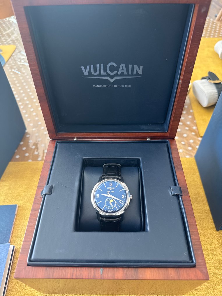 Vulcain - 50s Presidents Moonphase - 580158 - Miehet - 2018 #1.0