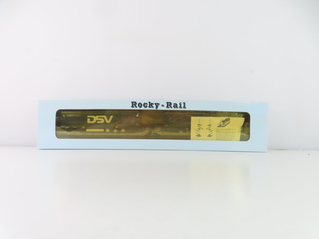 Rocky-Rail H0 - RR90307 - Model train freight carriage (1) - 6-axle trailer truck loaded with 2 trailers 'DSV'. - AAE #1.0