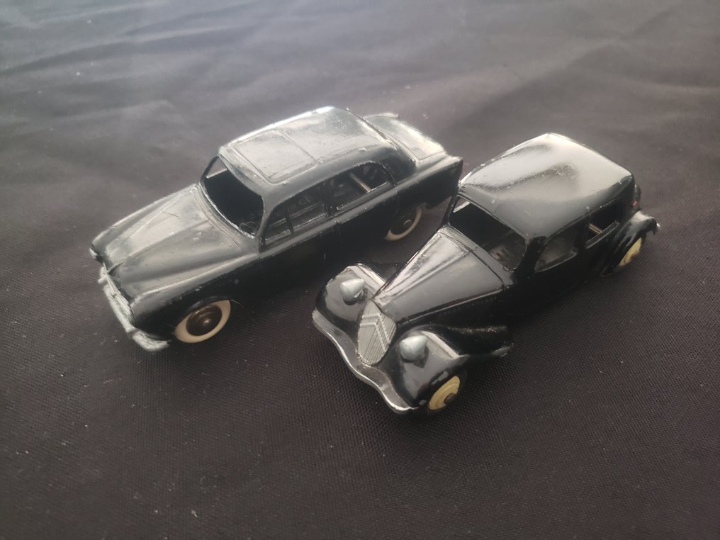 Dinky Toys 1:43 - Modellino di auto (2) - Citroën 11BL Ref 24N & Peugeot 403 ref 24B #1.0