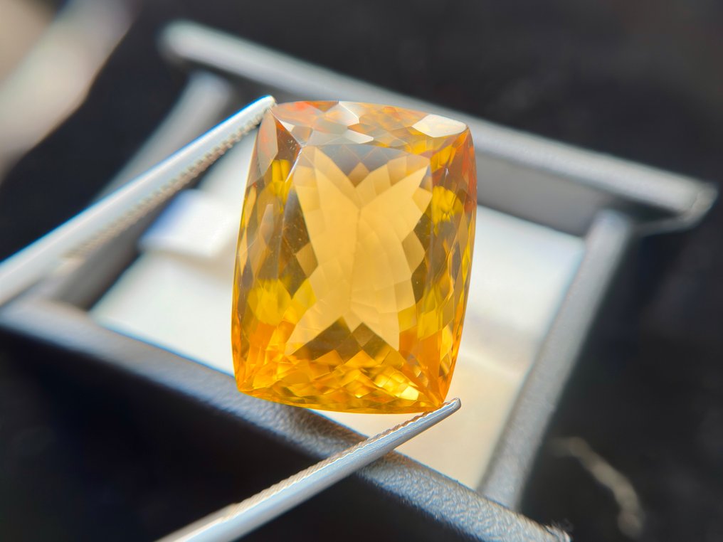 χωρίς τιμή ασφαλείας - 1 pcs  Πορτοκαλί, Κίτρινο Κιτρίνης  - 48.13 ct - Διεθνής Ένωση Έγχρωμων Πολύτιμων Λίθων (ICA GemLab) - Εντυπωσιακό μοναδικό κιτρίνη. #2.1