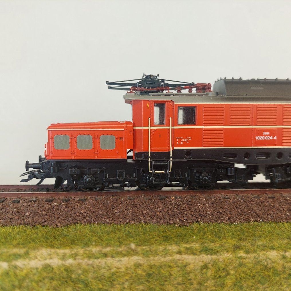 Märklin H0 - 33221 - 電氣火車 (1) - BR 1020 024-4 橙色 - ÖBB #3.2
