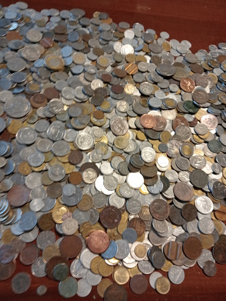 Italy. 2500 monete + banconote (No reserve price) #4.3