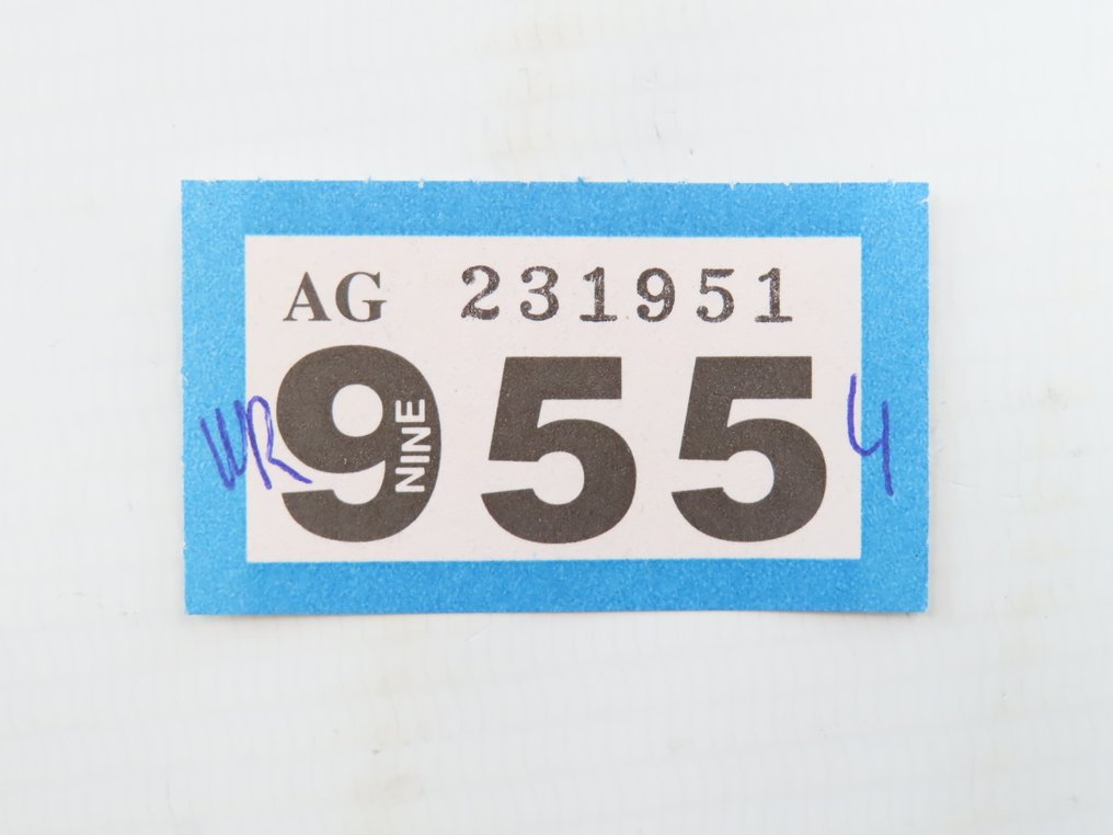 Märklin H0 - 43302 - Σετ επιβατικού τρένου μοντελισμού (1) - 4-τεμάχιο σετ ταχείων τρένων 1η, 2η τάξη, με εστιατόριο και οδηγό - DB #3.2