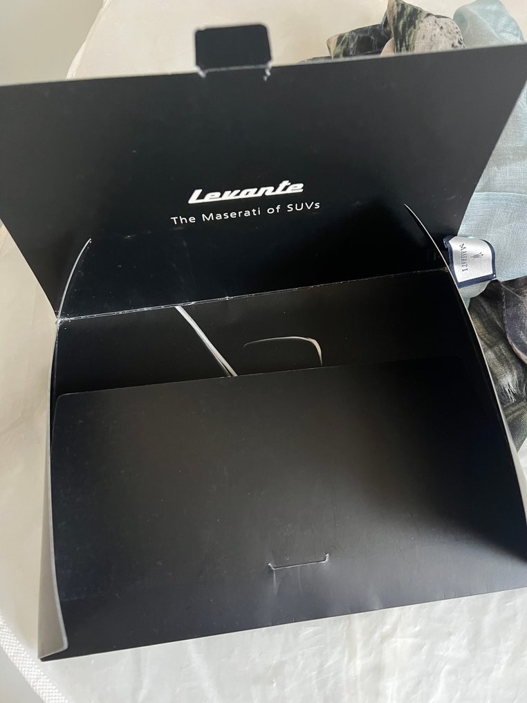 Other brand - Maserati Levante - Huivi #3.2