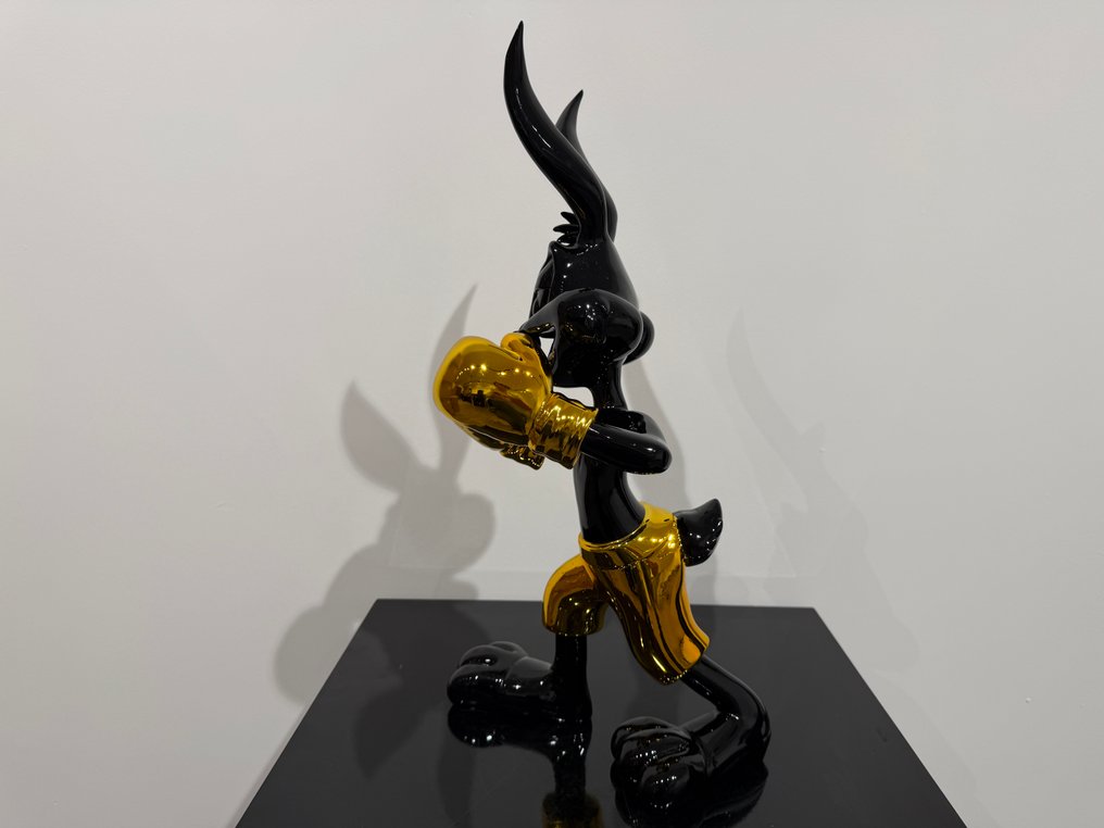 Van Apple - K.O. Bunny - Supreme #2.1