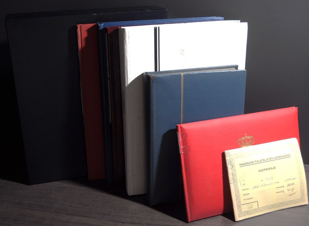 荷兰海外领土和印度尼西亚  - 在相册中的收藏，包含各种库存书和邮寄册（165张照片） #1.0