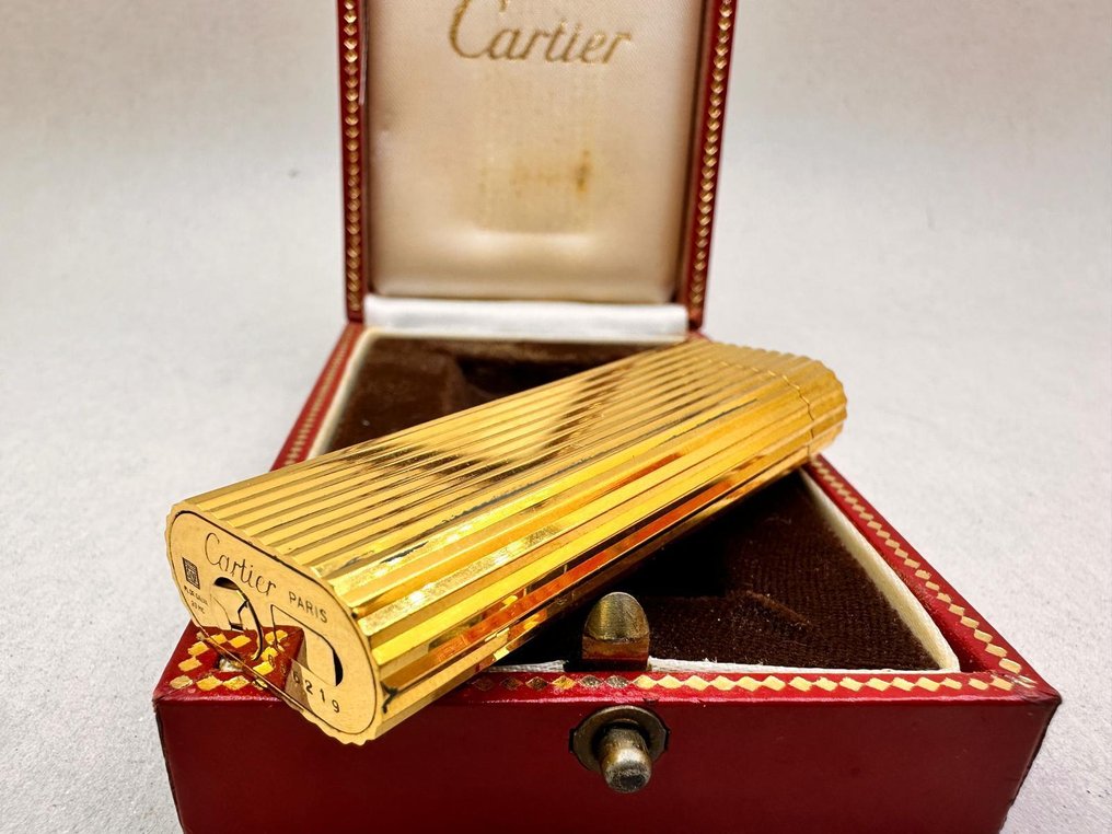 Cartier - Isqueiro - Banhado a ouro #2.1