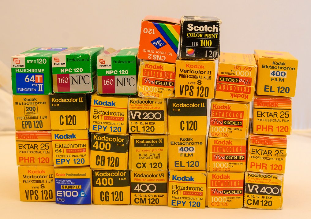 Kodak, Fijifilm, Scotch, Agfa 30 rullini scaduta formato 120 | Pellicola inutilizzata #1.0