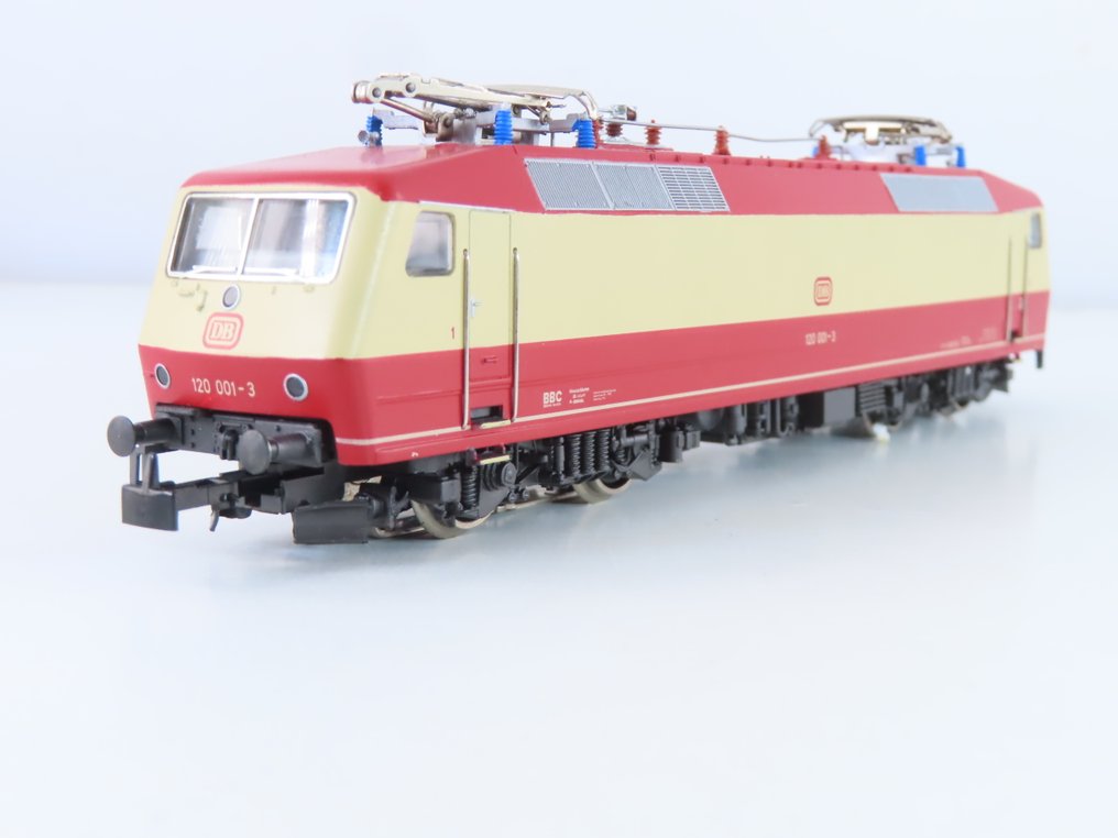 Märklin H0 - 3153 - Locomotora eléctrica (1) - BR 120 - DB #1.0