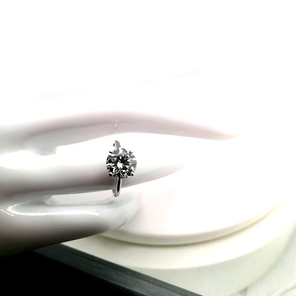 No Reserve Price - Ring - 14 kt. White gold - 3.06ct. tw. Diamond (Lab-grown) #2.1