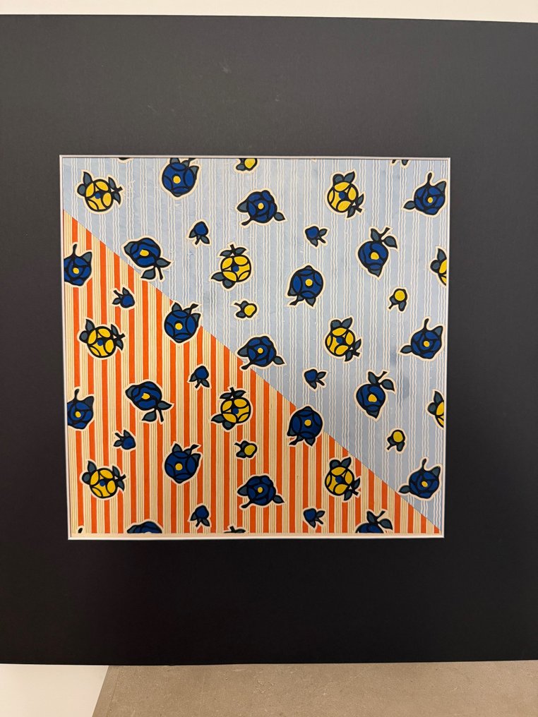 Russian school (XX) - Composition aux fleurs bleues #2.1