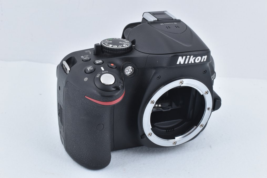 Nikon D5200 + Tamron Di II 18-270mm f/3.5-6.3 + battery charger set Analogue camera #3.2