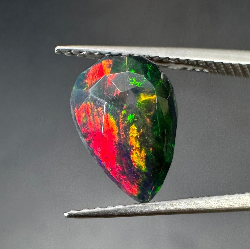 2.23 ct opal Polished- 0.44 g #1.0