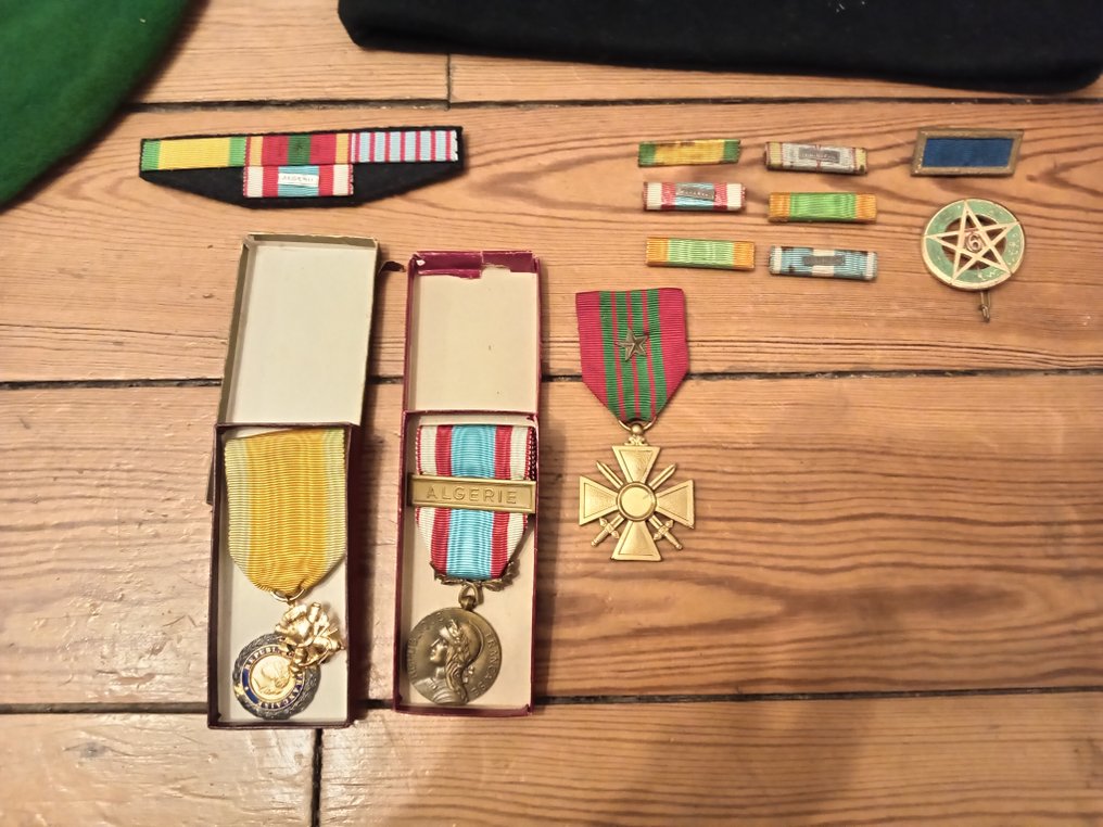 Γαλλία - Army/Infantry - Στρατιωτικό μετάλλιο - Χτενίσματα και μετάλλια - 1950 #2.1