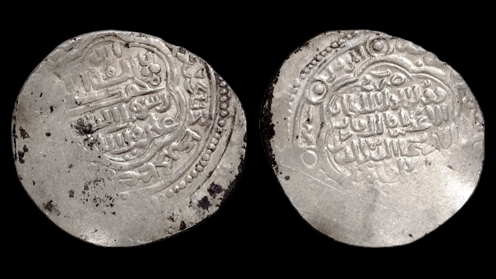 Lotto composto da 2 monete islamiche in argento.. 14th century AD Mongolian Ilkhanides.Uljaytu. Silver 1 dirham & Mongols Ilkhanids  Ilkhanids Silver  (Senza Prezzo di Riserva) #2.1