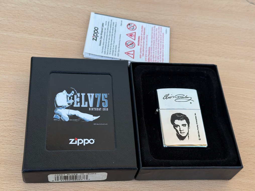 Zippo - Elvis 75 Years - Sem preço de reserva - Isqueiro - Aço (aço inoxidável) #1.0