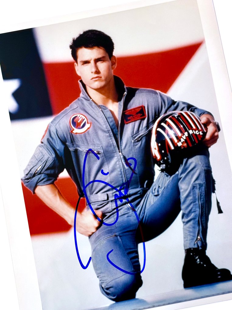 Tom Cruise – Hollywood Icon as Maverick in “Top Gun” – Authentic Autographed Photo with COA #1.0