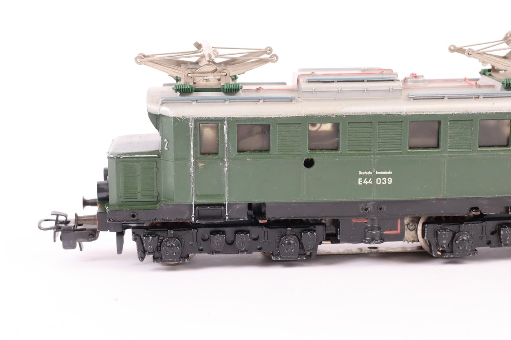 Märklin H0 - 3011 - Sähköveturi (1) - E44 039 - DB #3.2