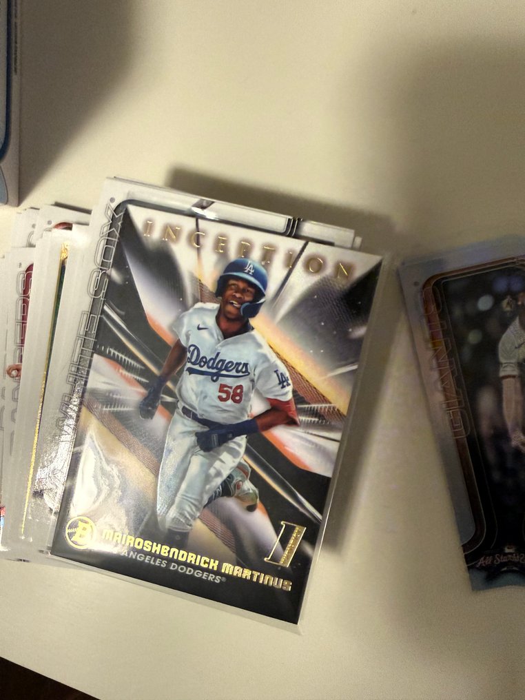 2025 - Topps – 730 μαζικές κάρτες στα Αγγλικά, 700+ MLB κάρτες – Topps Chrome, Update, Inception – ΠΟΛΛΕΣ #4.3