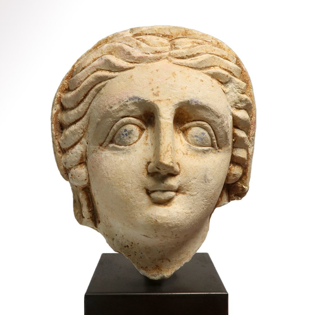 Αρχαία Ρωμαϊκή ασβεστόλιθος Κεφάλι μιας νεαρής κυρίας #1.0