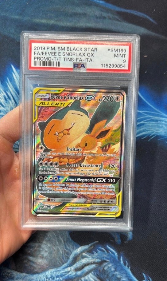 Pokémon - 1 Graded card - Eevee, Snorlax GX Alleati 169 Promo card - PSA 9 - Sun & Moon - Graded card + signature on slab #1.0
